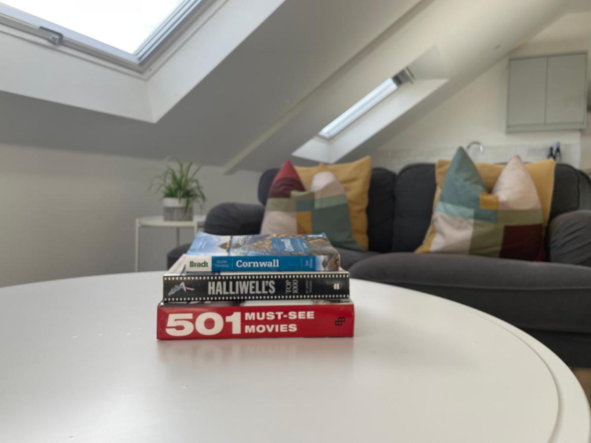 דירות Stunning Penthouse In Penzance "Amazing Sea Views" מראה חיצוני תמונה
