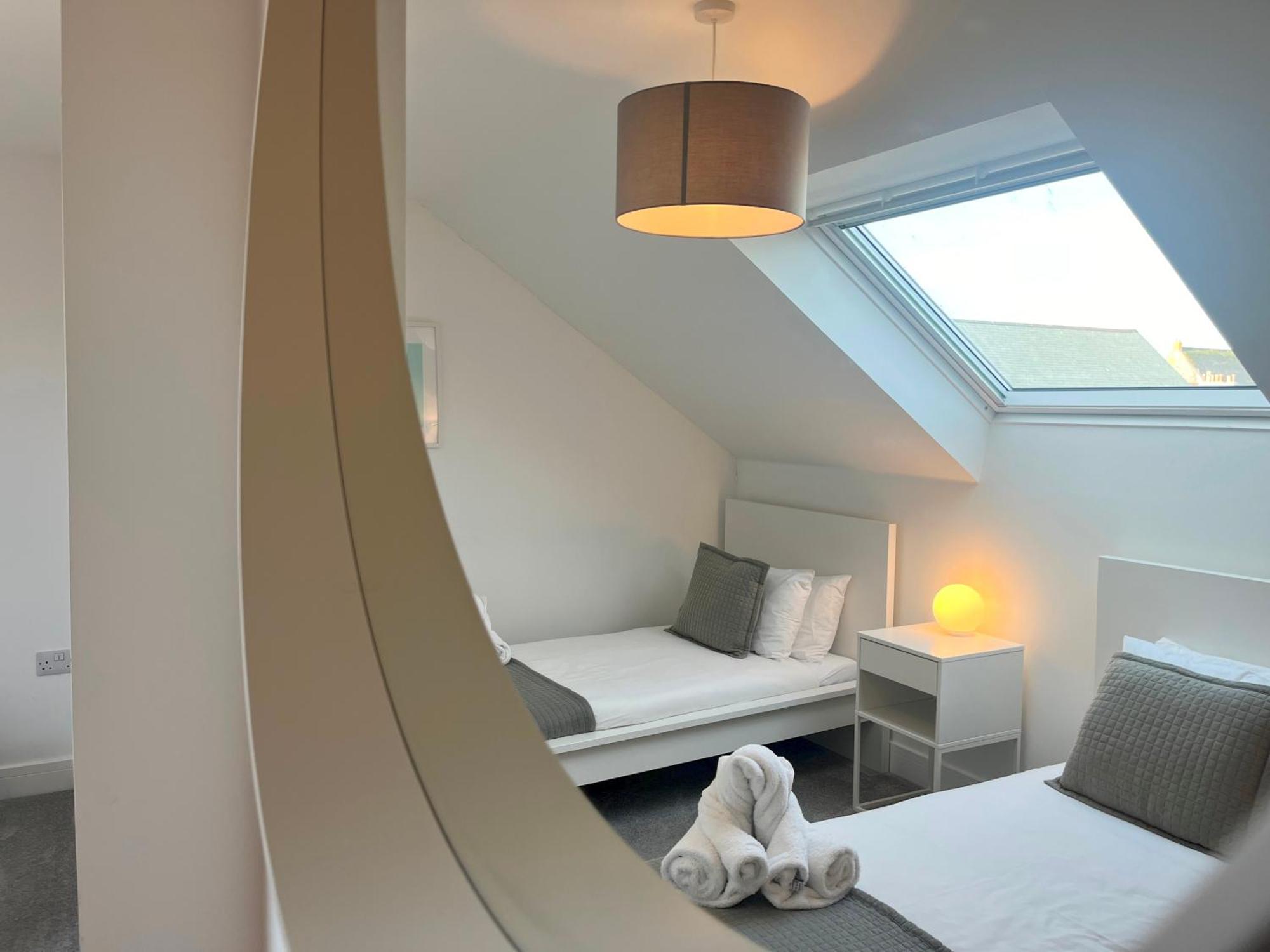 דירות Stunning Penthouse In Penzance "Amazing Sea Views" מראה חיצוני תמונה