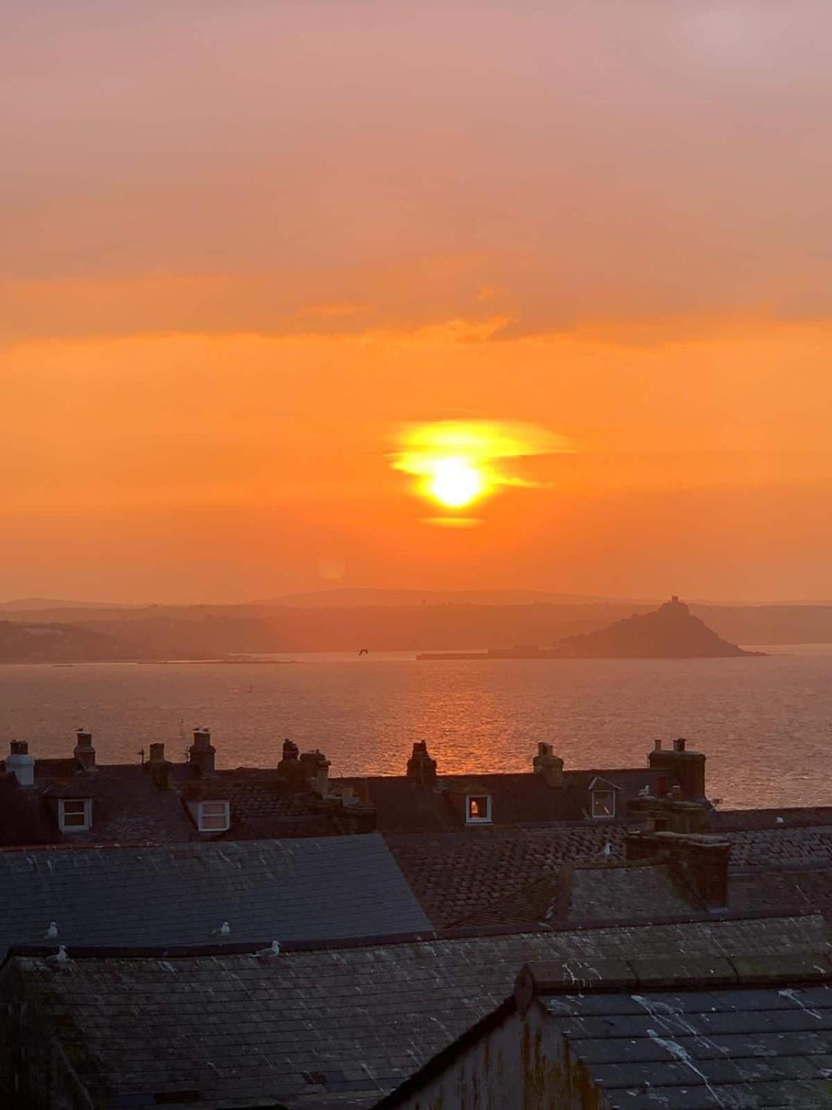 דירות Stunning Penthouse In Penzance "Amazing Sea Views" מראה חיצוני תמונה
